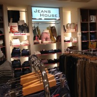 阪神百貨店のジーンズ売り場「ジーンズハウス」