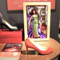 伊勢丹新宿店×『私が靴を愛するワケ』（本館2階婦人靴プロモーション）ルブタンのバービ人形（非売品）
