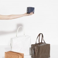 「PLEATS PLEASE ISSEY MIYAKE」の新作バッグ「ヌガー（NOUGAT）」