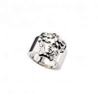 Medusa metal ring