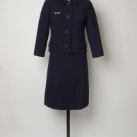 クリスチャン・ディオール社デザインのエールフランス制服（1963年）