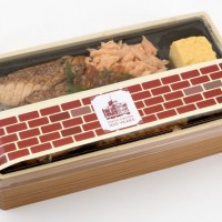 魚力海鮮寿司「大とろサーモン蒲焼丼（100 周年記念パッケージ）」