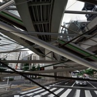 アツコバルーで開催される『東京乱建築』（オリヴィエ・ラツィ）