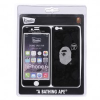 「ア ベイシング エイプ（A BATHING APE）」のiPhoneケース（4,200円）