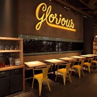 「グロリアス チェーン カフェ」が渋谷店限定で「フィリーチーズステーキ」を発売