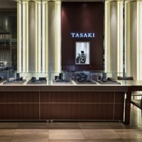 タサキが銀座三越1階のジュエリーフロアに新店舗をオープン