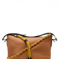 「Rope messenger bag」（17万6,000円）