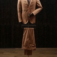 ベルベストのカラードスーツ（23万円）