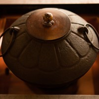 人間国宝が製作した茶釜