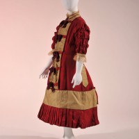 少女用ワンピース・ドレス 1870年代後半‐1880年代初頭 藤田真理子氏蔵