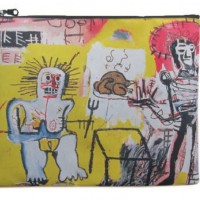 クラッチバッグ(c) Keith Haring Foundation.www.haring.com. Licensed by Artestar,New York.