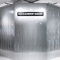 アレキサンダー ワンが新宿伊勢丹にポップアップストア「WANG-SETAN」をオープン