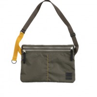 COMPACT SHOULDER BAG（3万3,000円）