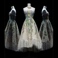 マリア・グラツィア・キウリがクリスチャン・ディオールのためにデザインした「Essence d’herbier」カクテルドレス（2017年春夏コレクション）