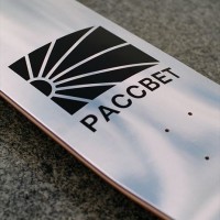 DSMGにてラスベートのエクスクルーシブ コレクション「PACCBET2」がローンチ