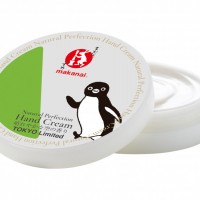 「絶妙レシピのハンドクリーム晴れやかな空の香りSuicaのペンギンデザイン」（30g 税込1,642円）グランスタ バラエティエリア