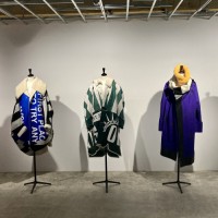 ANB Tokyo でのポップアップストアに展示されたオーニングコート