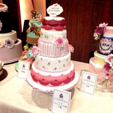 デコレーションケーキのコンテスト、日本予選入賞作品展が表参道で開催