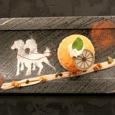 カボチャの馬車ケーキに、お化けのチョコピザ…リーガロイヤルの“ハロウィン”