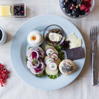 世界の朝食レストラン、7・8月は“デンマークの朝ごはん”