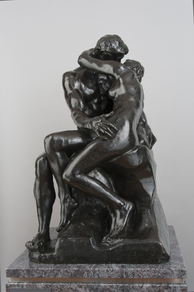 オーギュスト・ロダン《接吻》1882-87年頃 （ 原型）ブロンズ87×51×55 cm国立西洋美術館蔵（ 松方コレクション）撮影：上野則宏
