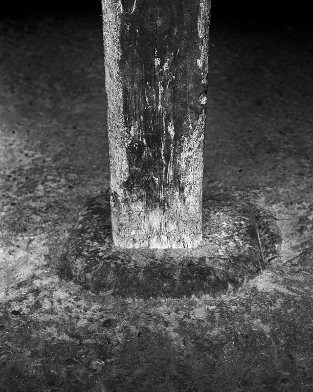 二川幸夫「石川県輪島市町野町、時国宏家の大黒柱」1950年代