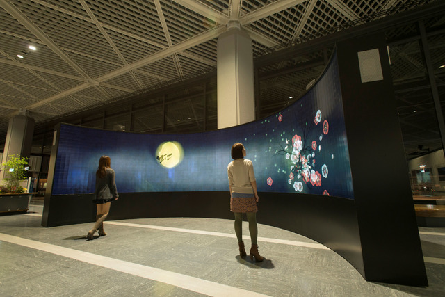 国内空港初。紫舟＋チームラボによる体験型デジタルアート「世界はこんなにもやさしく、うつくしい」公開