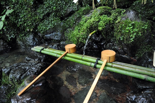 貴船神社に祀られる神水