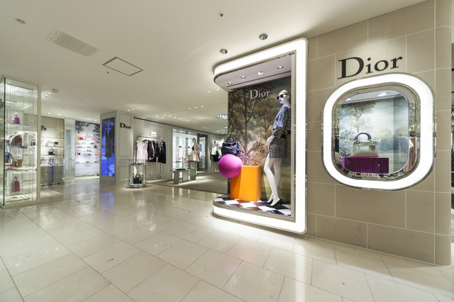「ディオール（Dior）」（伊勢丹新宿店本館4階）