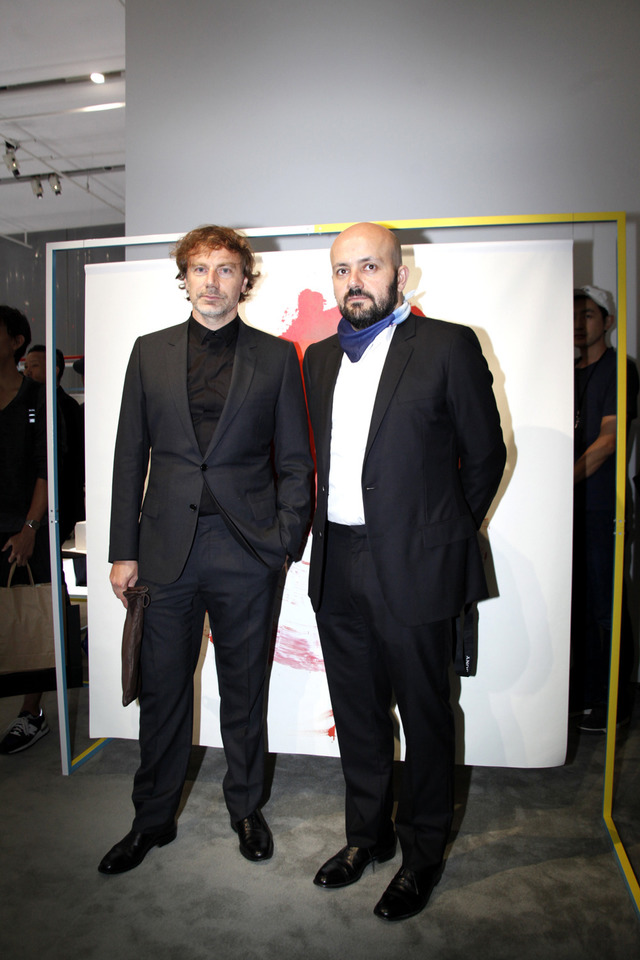 M/M Parisのミカエル・アムザラグ氏（右）とマティアス・オグスティニアック氏（左）