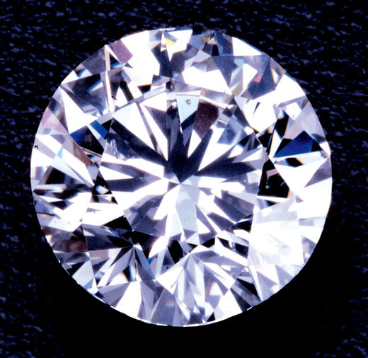 六本木ヒルズの「アフリカダイアモンド」は、2,014万円のジュエリー福袋を発売