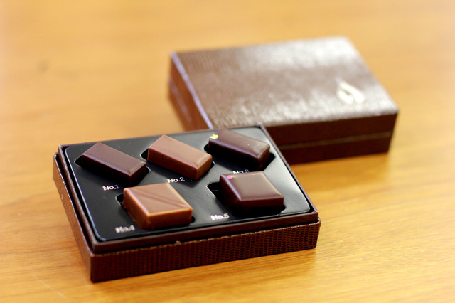C.C.C nano chocolate 5粒入り 1,800円