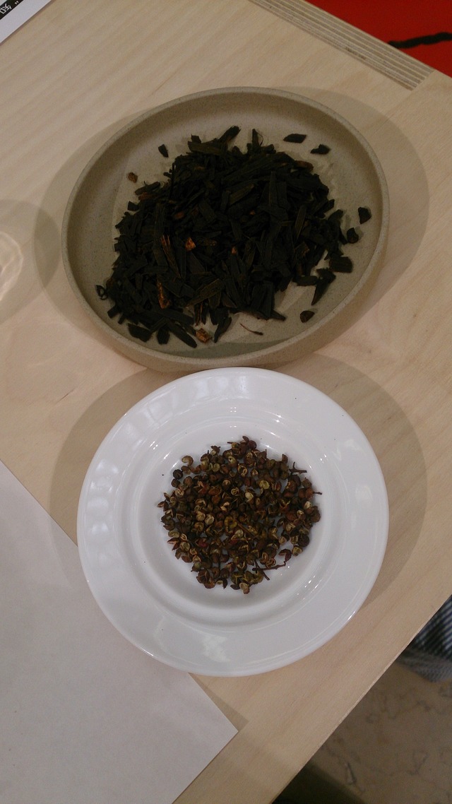フードに使われている茶葉と山椒もブータン産