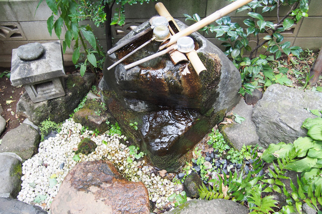 恵比寿神社の水琴窟