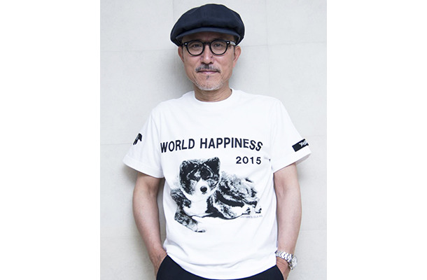 「グラウンド ワイ」が「WORLD HAPPINESS」とのコラボレーションTシャツを発売