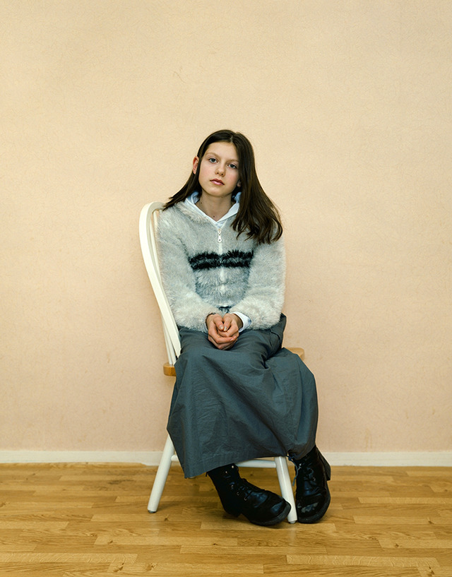 国際写真賞「Prix Pictet」東京巡回展／Rineke Dijkstra「Almerisa, Leidschendam, 19 March 2000」