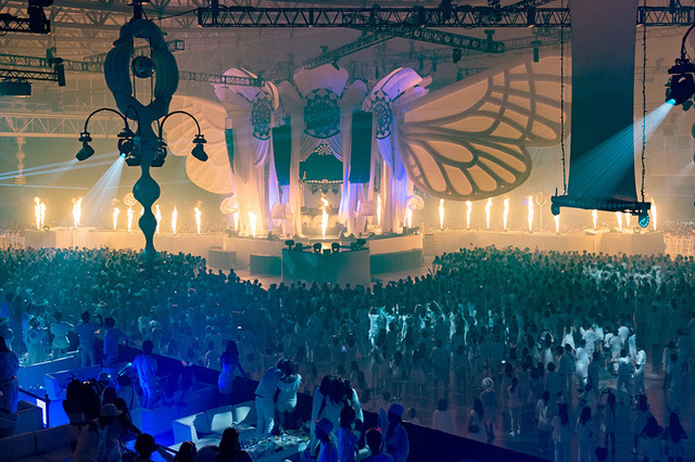 純白のEDMイベント「SENSATION」が日本初上陸