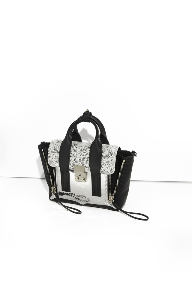 3.1 フィリップ リムがブランドの創立10周年を記念した特別なバッグコレクションを発売