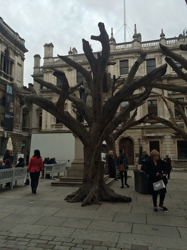 Ai Weiwei《Tree》2010