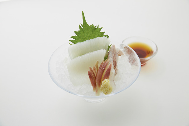築地五寿司 ささしぐれの「白いかそうめん」（税込1,512円）