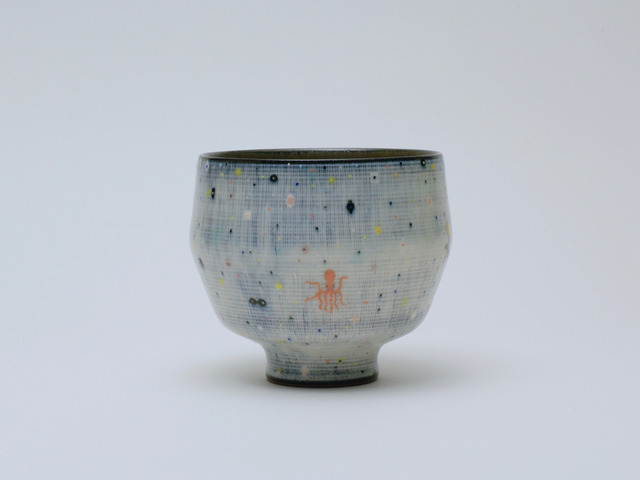 生物無生物茶碗　Living Things-Lifeless Things Tea Bowl 2016　ceramic　h. 8.3 × φ 9.2 cm