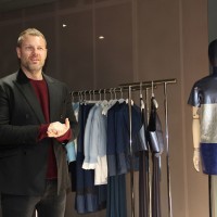 アジア初 アクネ(ACNE)の旗艦店が青山に12月14日（金）オープン、店内と新作を披露