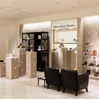 メゾン・マルタン・マルジェラ「女性のための靴コレクション」（伊勢丹新宿店2階）