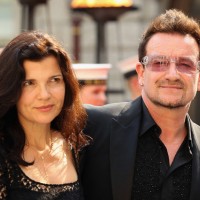 「U2」ボノと妻のアリ・ヒューソン