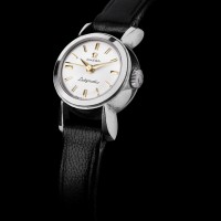 当時世界最小の自動巻きウィメンズ時計として人気となった「レディマティック」（1956年）
