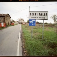 写真家のPAOLO SIMONAZZIによる個展「BELL'ITALIA」