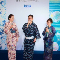 （左から）桐島かれん氏、丸山敬太氏、佐々木敬子氏（オープニングセレモニー）