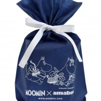 「MOOMIN×amabro SOMETSUKE ―手塩皿―」専用の巾着型ギフトバッグ（500円）