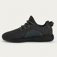 アディダス オリジナルス×カニエ・ウエスト第2弾「YEEZY BOOST 350」の新色ブラック（2万8,000円）