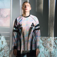 アディダス オリジナルスがPALACEとのコラボレーションコレクション「adidas Originals by PALACE」の新作アイテムを発売